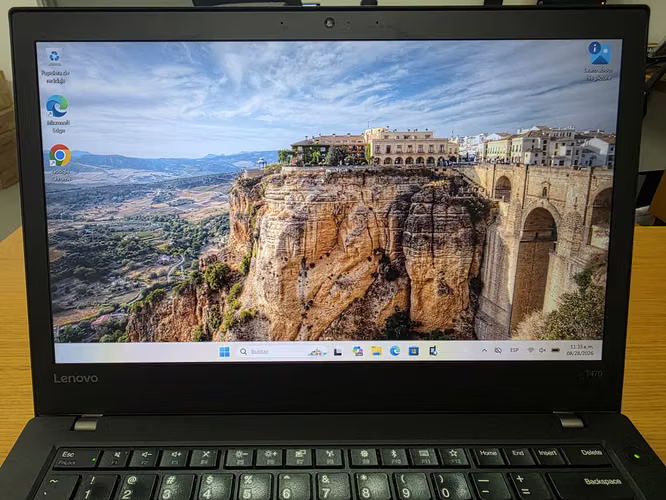 Laptop Portátil Lenovo T470 Intel i5-7300U CPU 2.60GHz 8Gb RAM 238Gb HDD SSD Doble Batería - Imagen 2