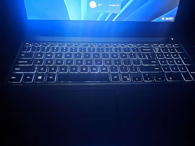 Laptop Portátil Dell Inspiron 15 5567 Intel i5-7200U CPU 2.70GHz 8Gb RAM 238Gb HDD SSD Batería - Imagen 4