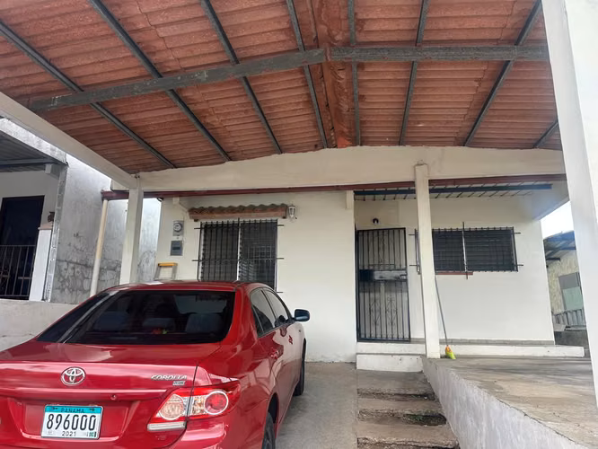 Alquiler de Casa en Altos de Cerro Viento VACIA