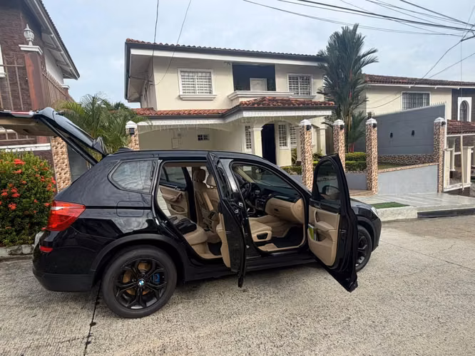 BMW X3 xDrive 2016 EXCELENTE CONDICIONES - Imagen 3