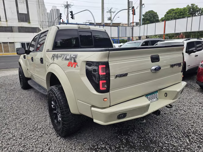 FORD F-150 RAPTOR SVT 4X4