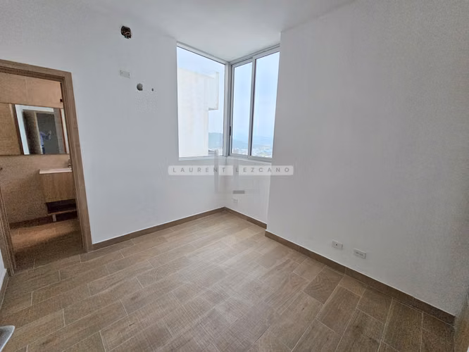 Venta de Penthouse en PH Dynasty Residences - Bella Vista. Haga una oferta