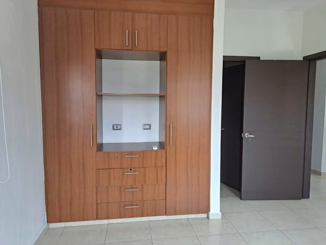 Alquiler de Casa Duplex en el Residencial el Doral - Costa Sur - Imagen 9