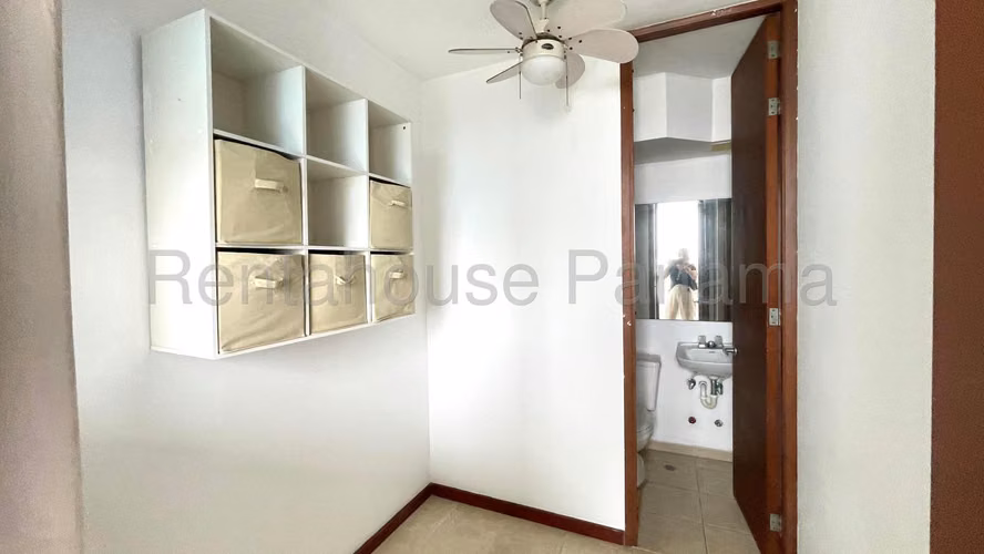 Apartamento en Venta en San Francisco. CABOMARZO | 2 Parkings y Depósito