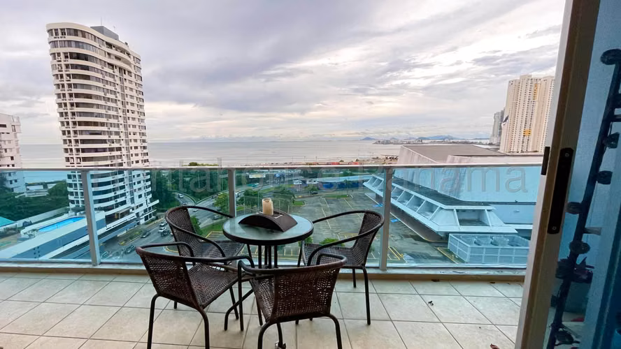 Apartamento en Venta en San Francisco. CABOMARZO | 2 Parkings y Depósito