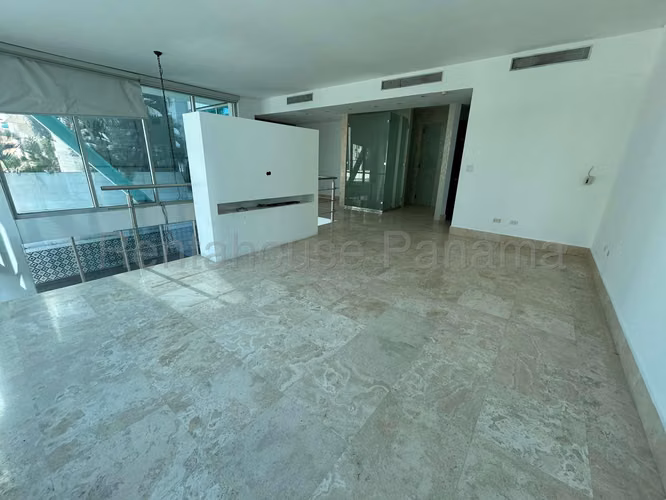 Se Vende Apartamento en Punta Pacifica MDV26-2329
