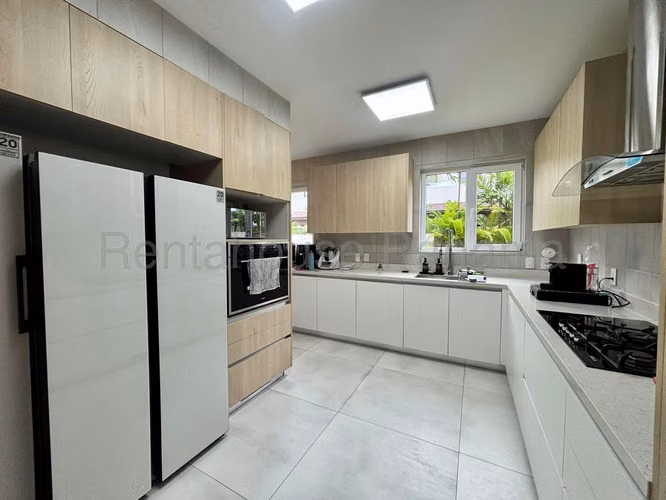 VENTA DE CASA EN THE WOODS SANTA MARIA HQ