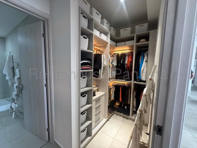 VENTA DE APARTAMENTO EN OCEAN HOUSE SANTA MARIA HQ
