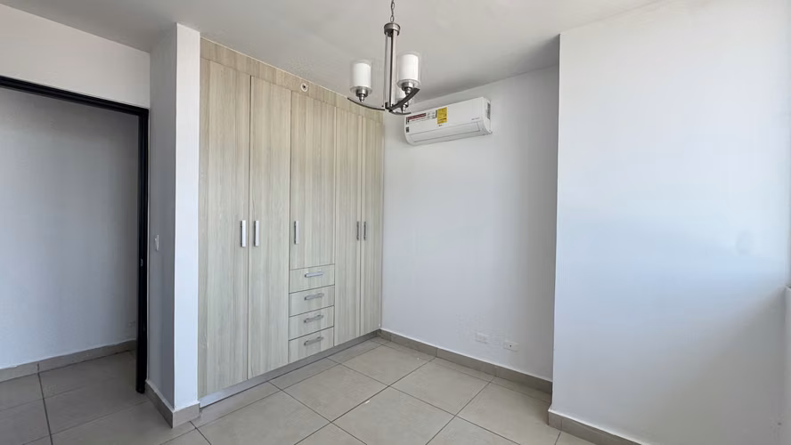 ALQUILER DE APARTAMENTO EN PH PARK AVENUE CON LINEA BLANCA - Imagen 6