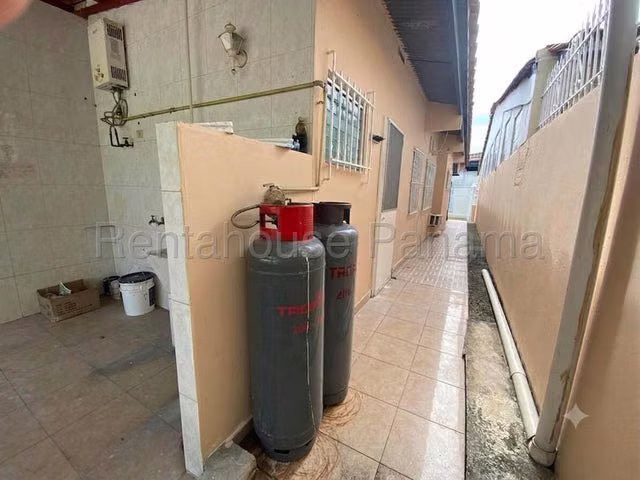 Casa en alquiler en Altos de Panamá 27LRL310 - Imagen 6