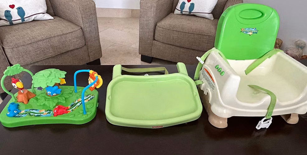Fisher-Price Rainforest Healthy Care Booster Seat
