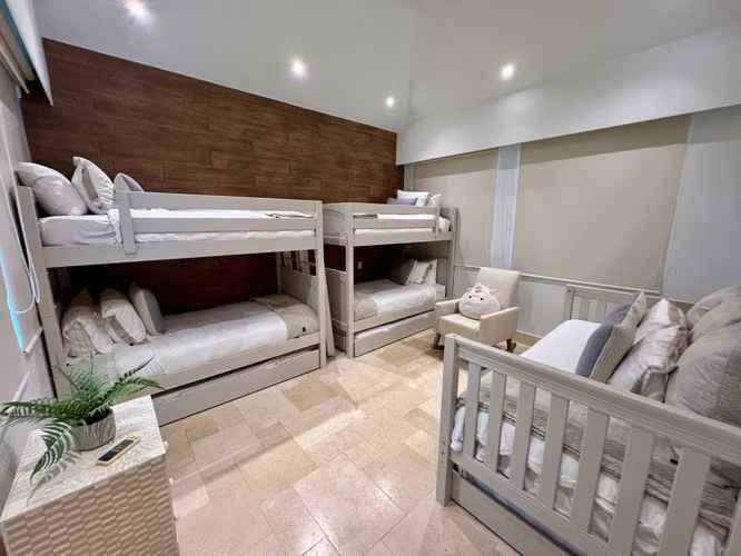 PUNTA BARCO VILLAGE CASA con Suite Principal Privada en Planta Alta
