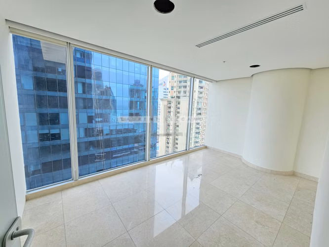 Vendo Oficina remodelada en Oceania Business Center. Punta Pacífica. Haga una oferta