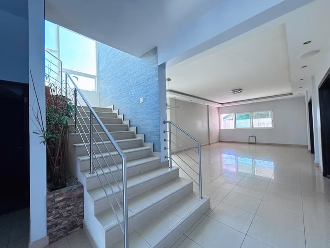 VENDO EXCLUSIVA CASA EN ALTOS DE PANAMA