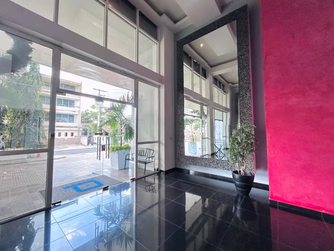 VENDO EXCLUSIVO APARTAMENTO EN SAN FRANCISCO