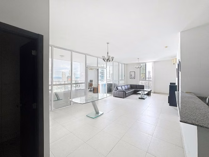 VENDO EXCLUSIVO APARTAMENTO EN SAN FRANCISCO