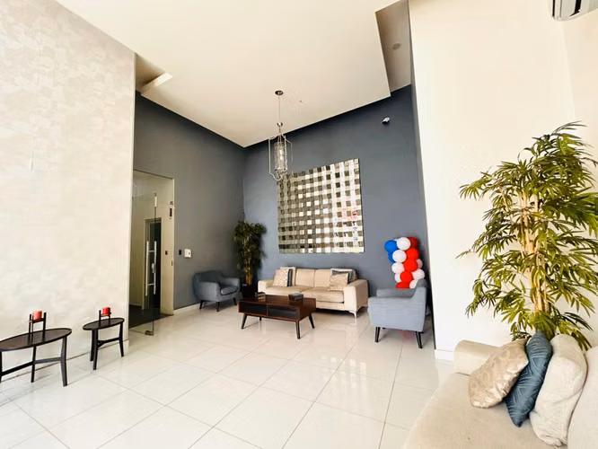 VENDO COMODO APARTAMENTO EN VIA ESPAÑA SAN FRANCISCO