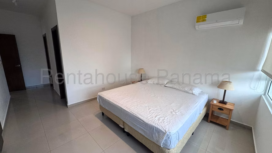 Alquilo Apartamento amoblado en San Franciso EC