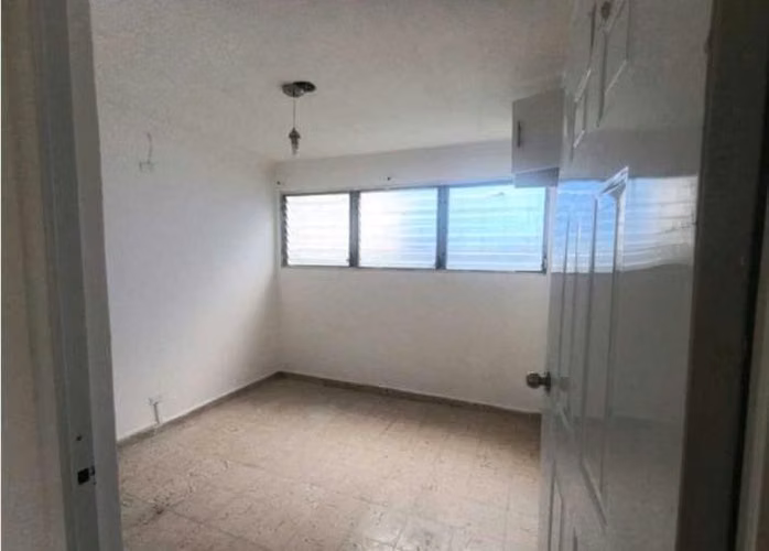 TUMBA MUERTO / OPORTUNIDAD / CASA 3 REC 2 BAÑOS / TERRAZA