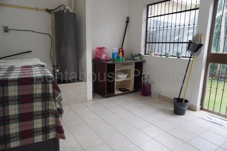 Casa en Venta Área exclusiva de Calyton