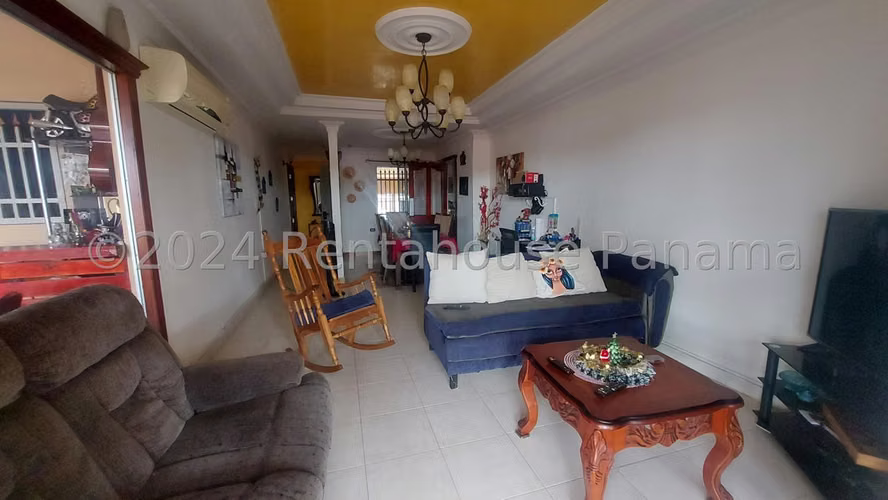 264553. Se vende casa en Praderas del Rocio, 3 recamaras, 2 baños, terraza