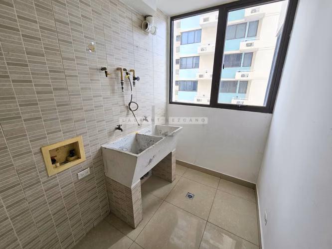 Venta Apartamento con Vista al Mar en P.H. San Francisco Bay - Haga una oferta