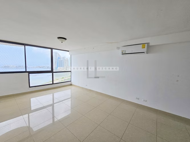 Venta Apartamento con Vista al Mar en P.H. San Francisco Bay - Haga una oferta