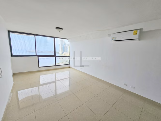 Sale Apartment with Sea View in P.H. San Francisco Bay - Make an offer