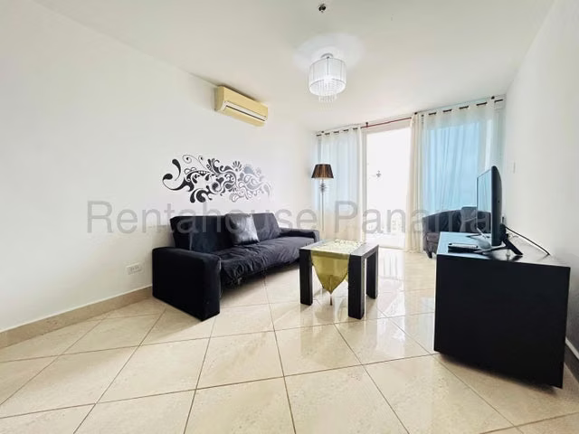 Oportunidad Apartamento en Playa Corona - Ibiza Condo 26YCG2578