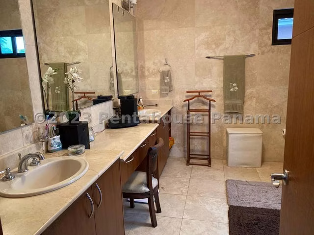 Venta de Casa en Costa Sur 26LBR5336