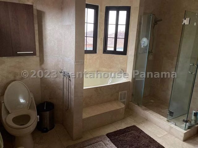 Venta de Casa en Costa Sur 26LBR5336