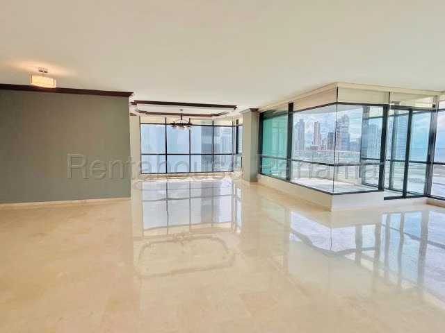 Venta de Apartamento en Avenida Balboa 26LBR4324