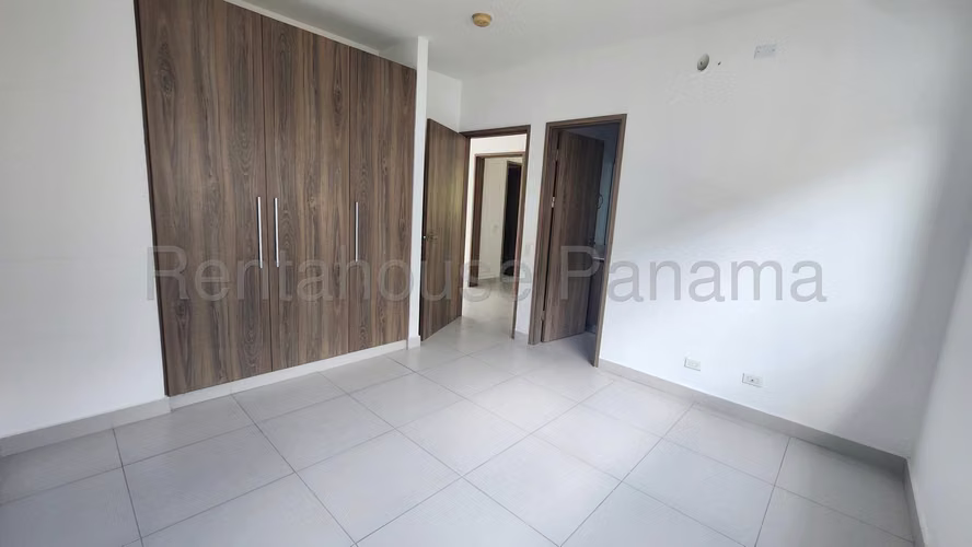 Casa en Venta en Altos de Panamá AFC 26-4904