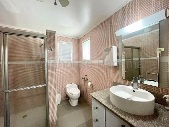 Casa en Venta en Obarrio AFC 26-23