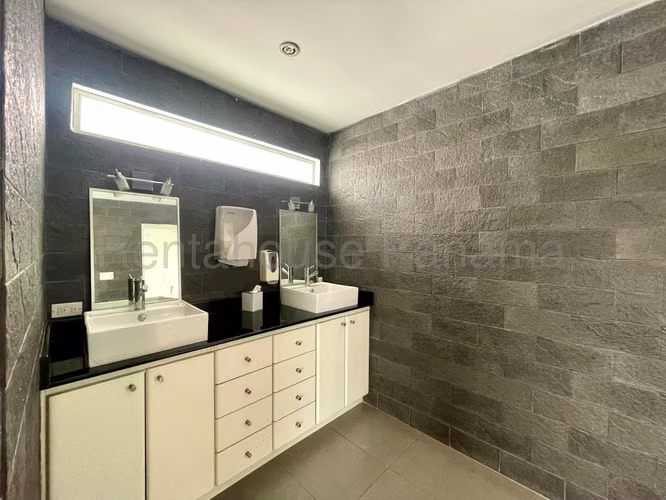 Casa en Venta en Obarrio AFC 26-23