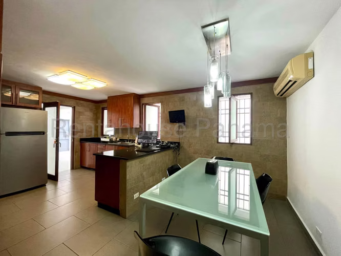Casa en Venta en Obarrio AFC 26-23