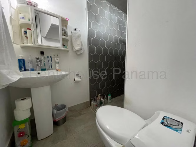Casa en Venta en Altos de Golf AFC 26-2404