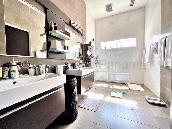 Casa en Venta en Altos de Golf AFC 26-2404