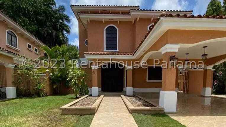 Casa en Venta en Clayton AFC 24-3646