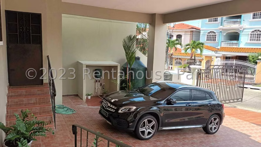 Casa en Venta en Altos de Panamá AFC 24-1637