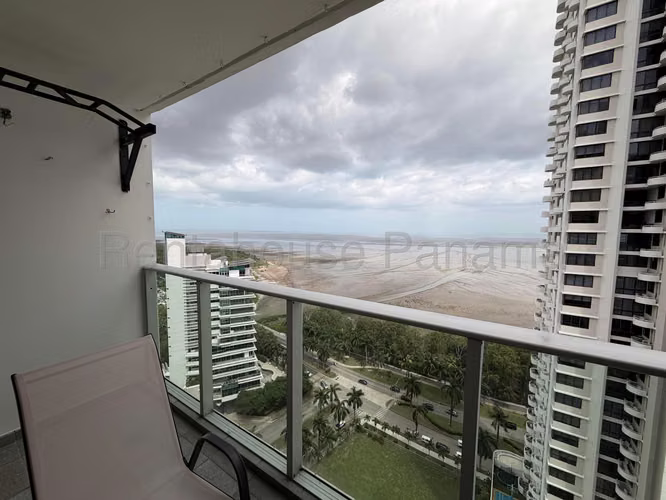 Venta de Apartamento en Costa del Este Ph Lumiere 102.10 Mts PD