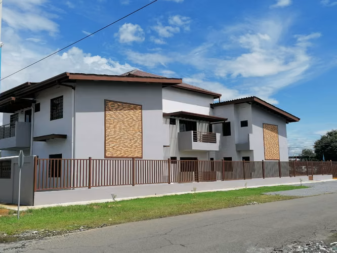 Se alquila apartamento sin muebles terronal 750.00