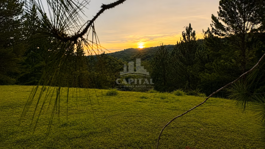 SE VENDE TERRENO EN CERRO AZUL - $95,000