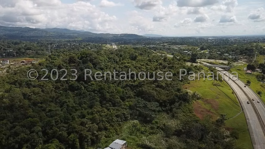 Venta de Terreno en Pedregal DPV