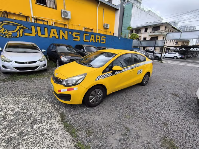 KIA RIO AÑO 2014 AUTOMATICO TAXI