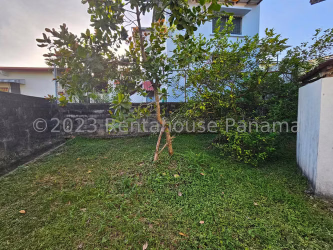 Venta de Casa en Residencial El Bosque DPV