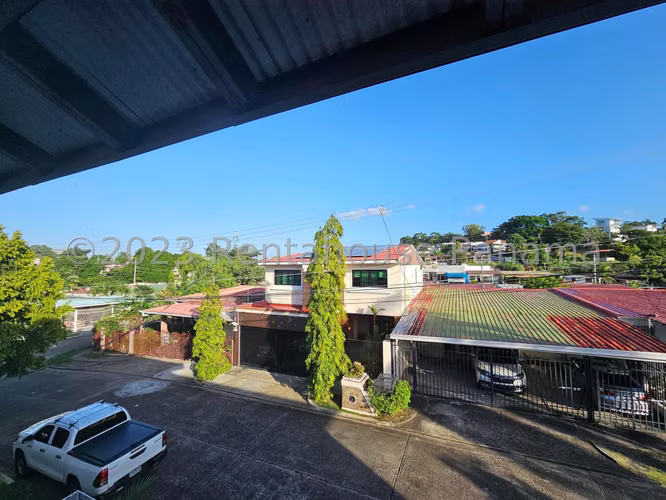 Venta de Casa en Residencial El Bosque DPV