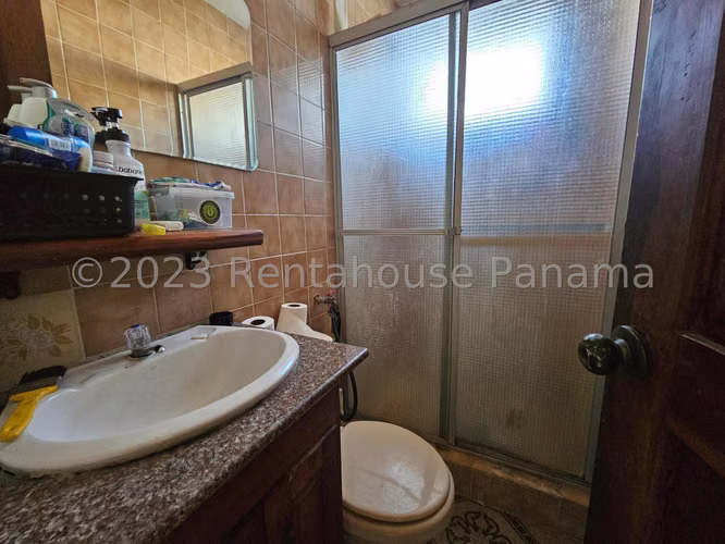 Venta de Casa en Residencial El Bosque DPV