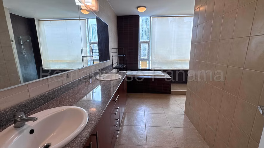Alquiler de Apartamento en Paitilla Ph Torre del Parque Solo Cliente Directo LFC