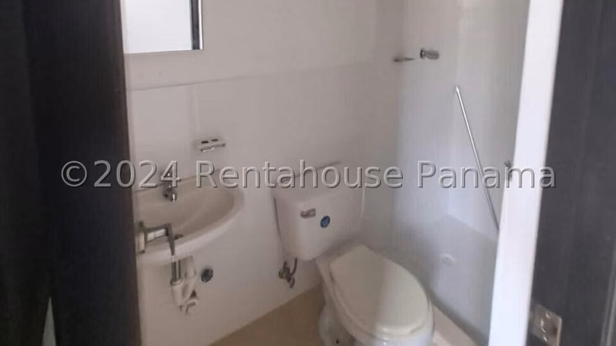 Venta de Casa en Brisas Del Golf Villa ALta Solo Cliente Directo LFC